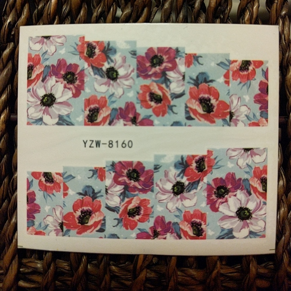 BUNDLE FOR $2✨💅 Floral Waterslide Nail Decals